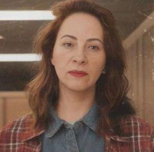 Meet your Posher, Gloria